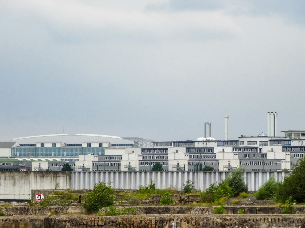 Logistics & Distribution